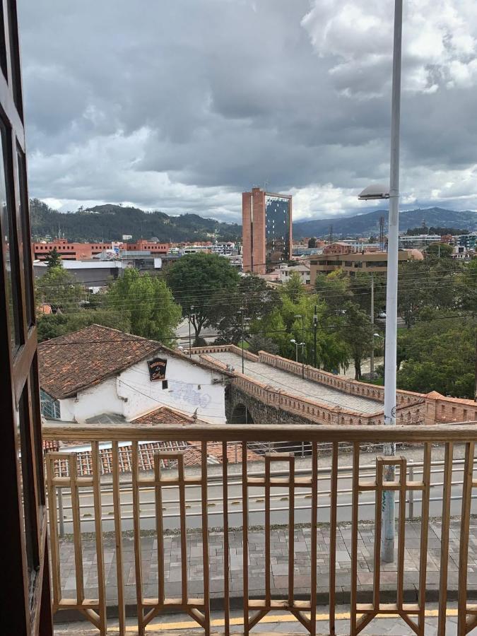 Hostel Santa Canela Cuenca Exterior photo